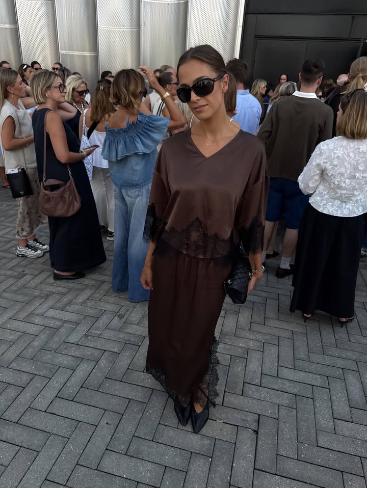 SET PÅ: @lisaifi
