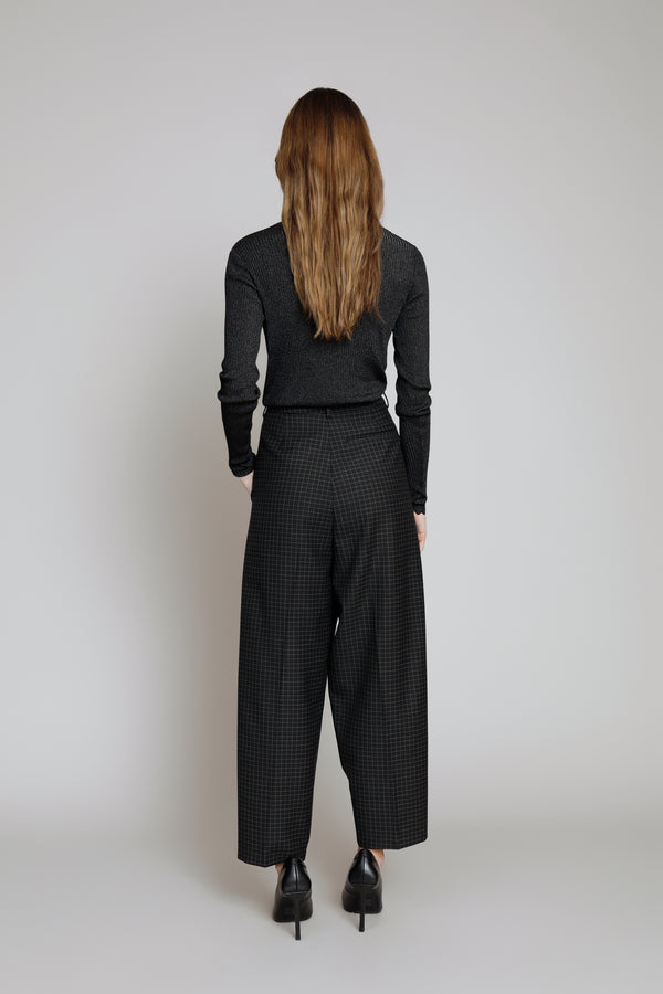 EDIE - BLACK