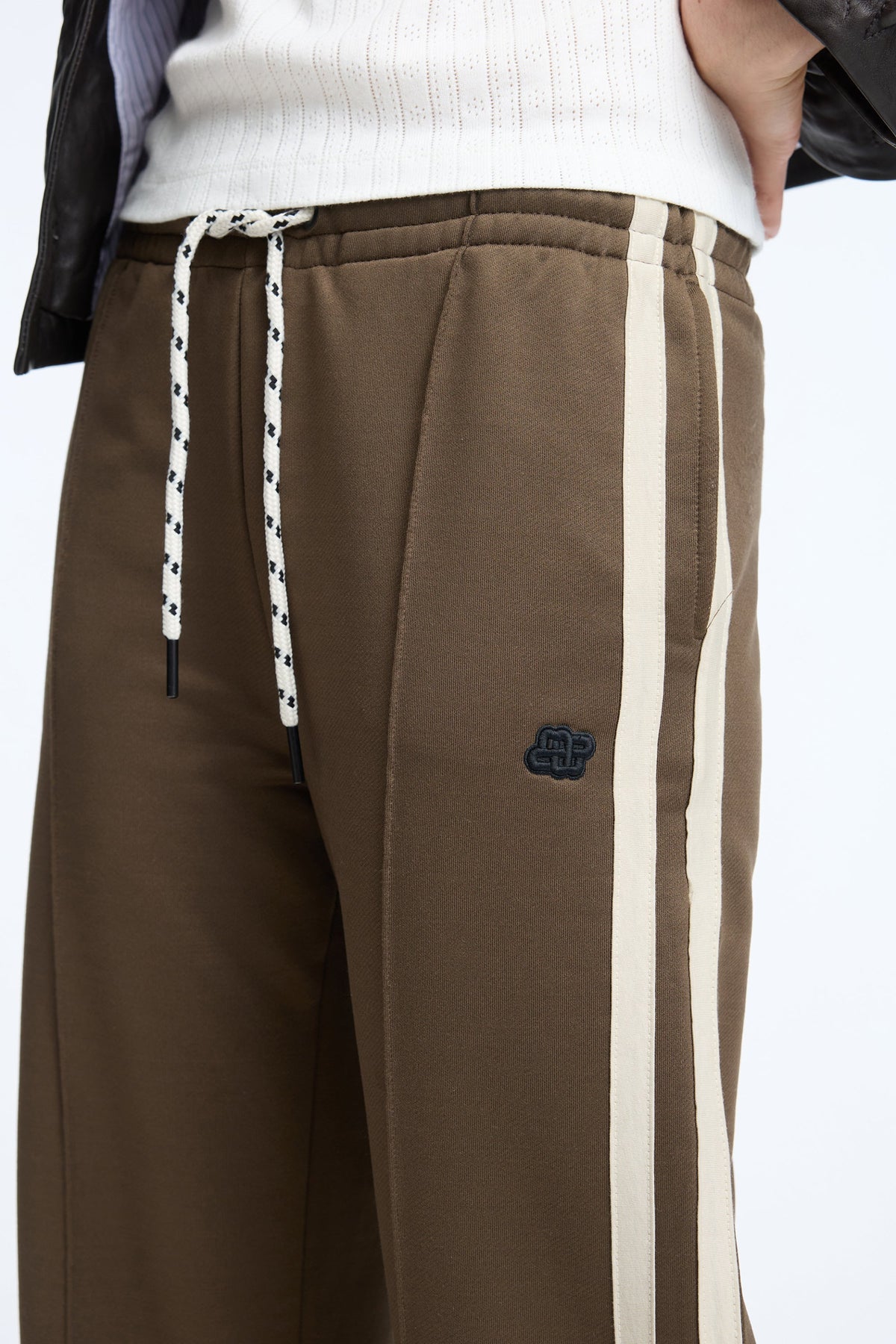BOUD - BROWN