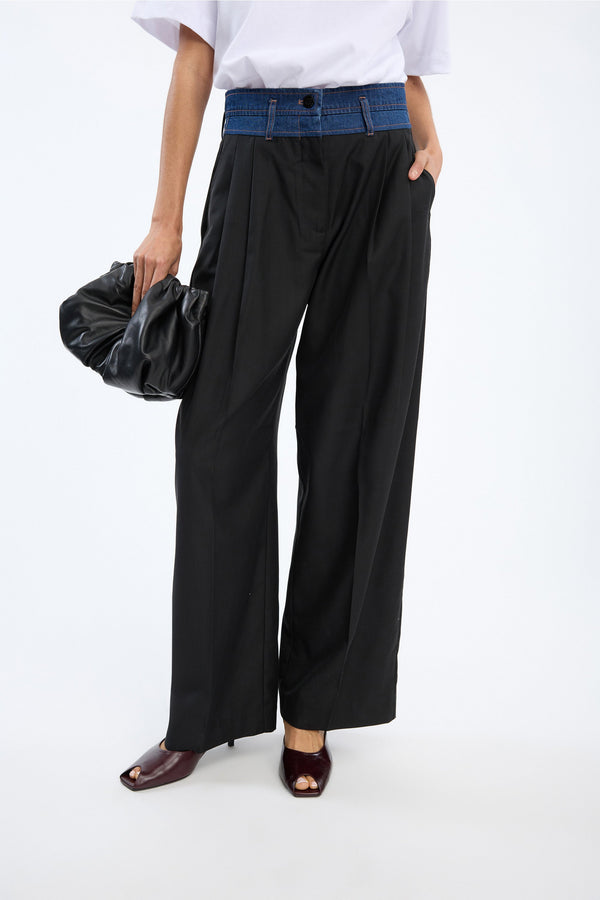 NORMAY - BLACK