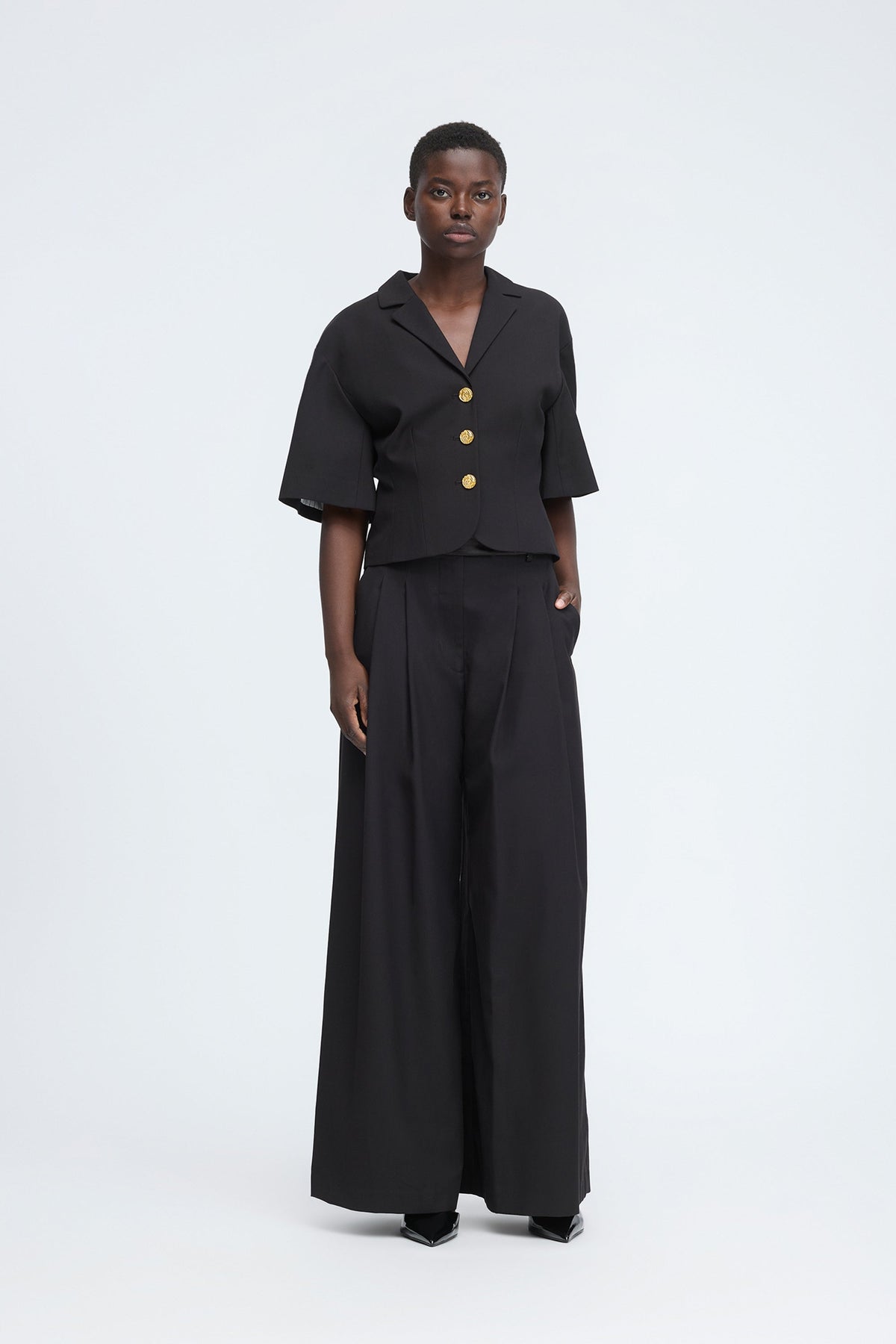 CORALIE - BLACK