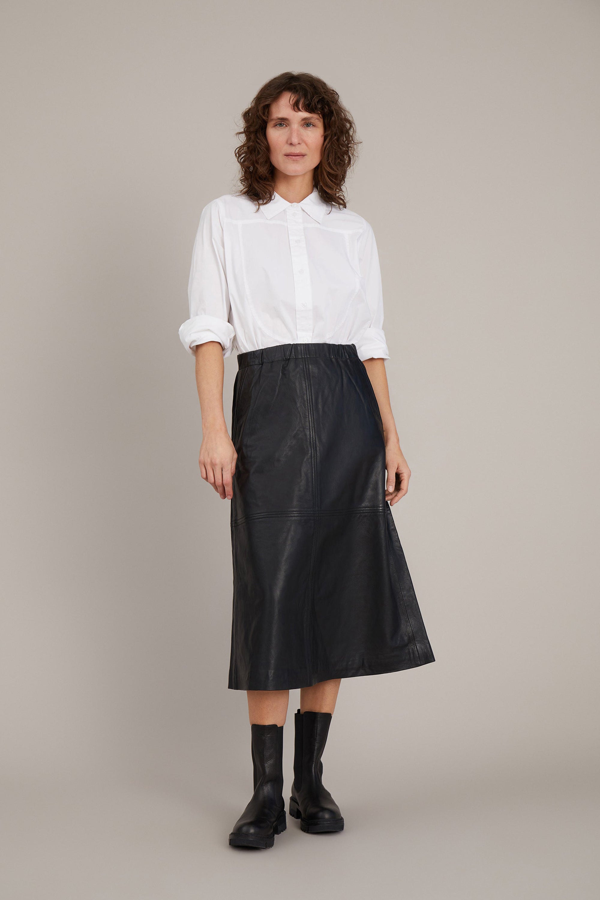 ZEINE - BLACK