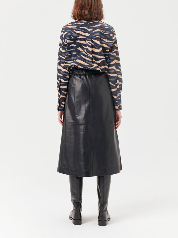 REINE - BLACK