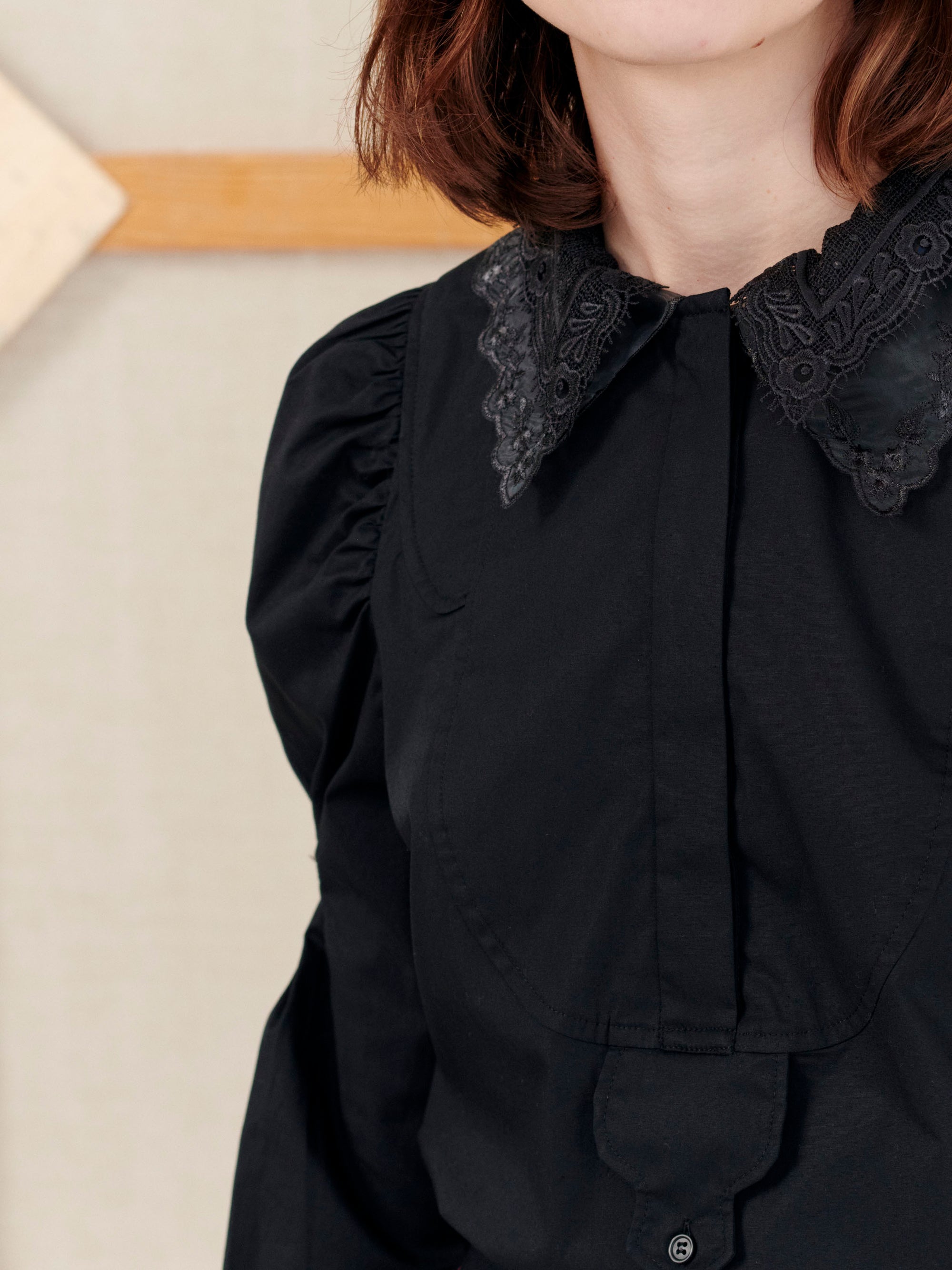 NOI - BLACK