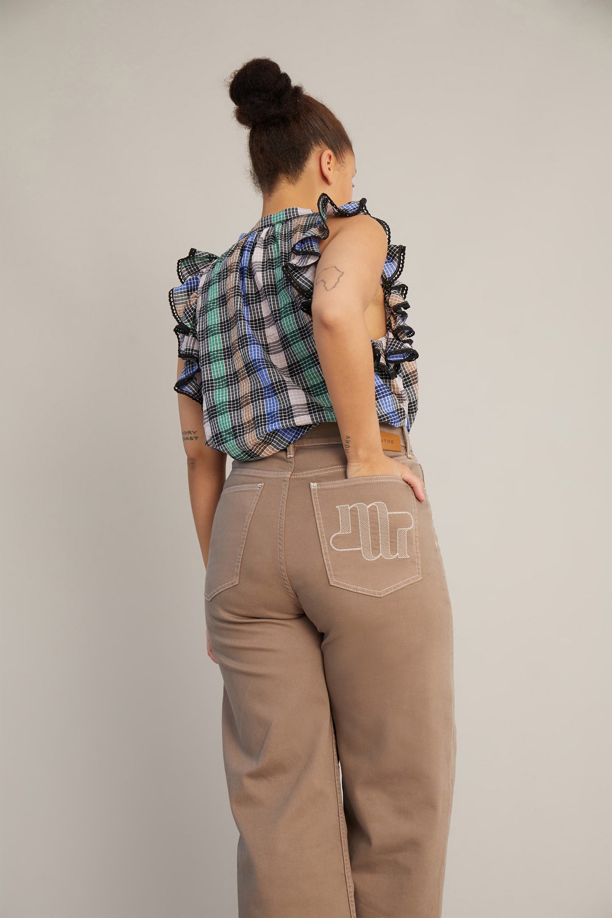 VARREL - BLACK