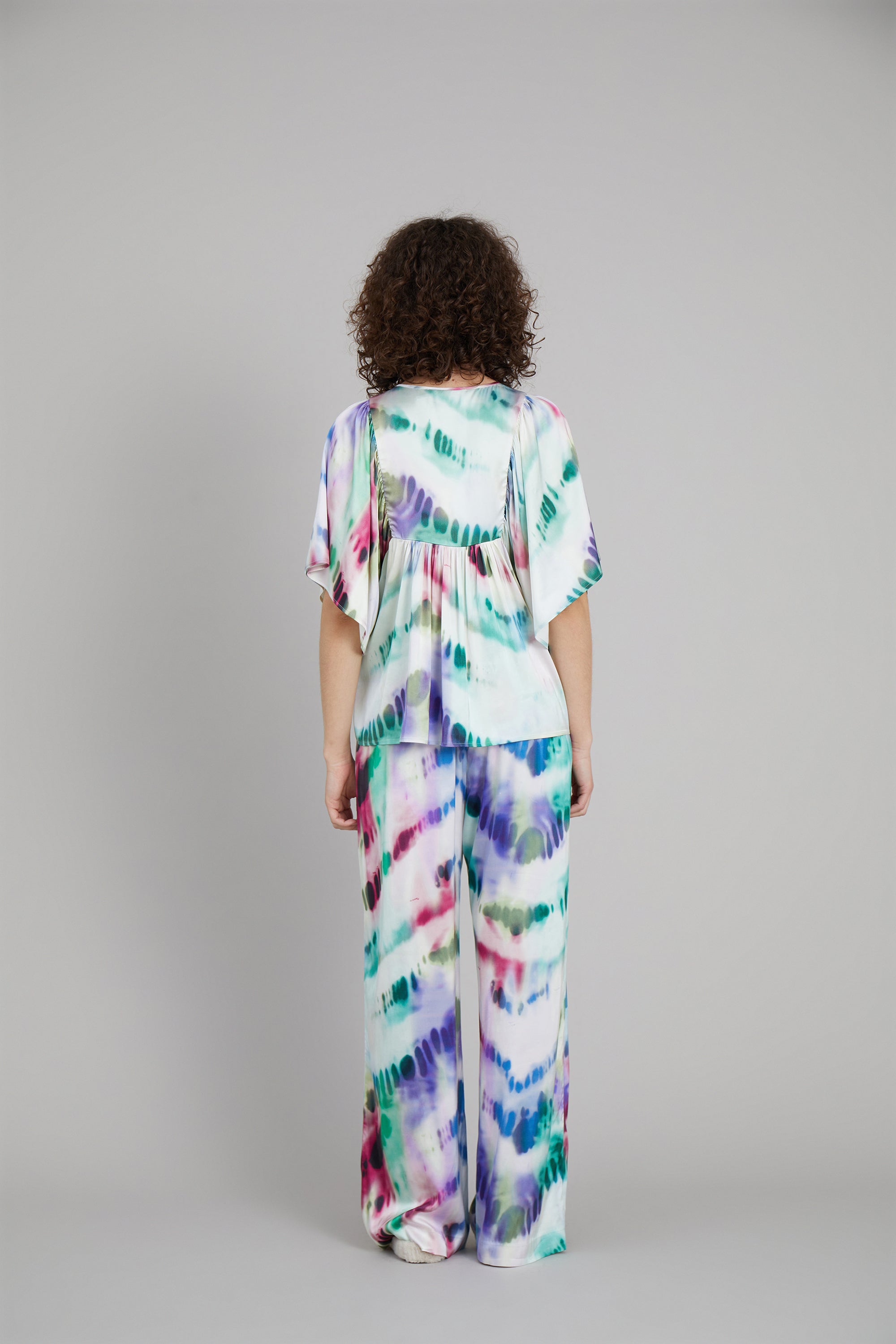 VIRID - WHITE