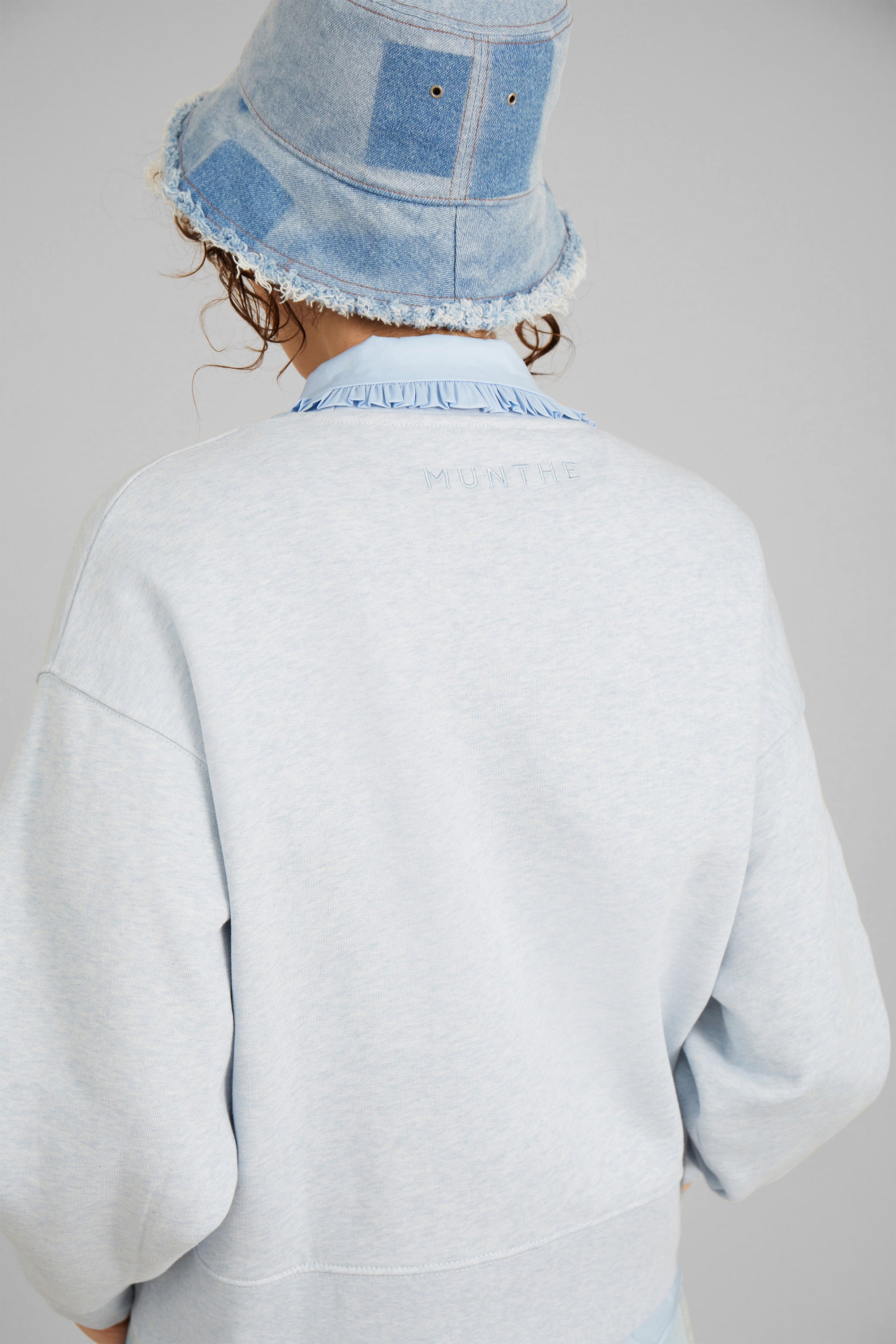 VALLY - BLUE