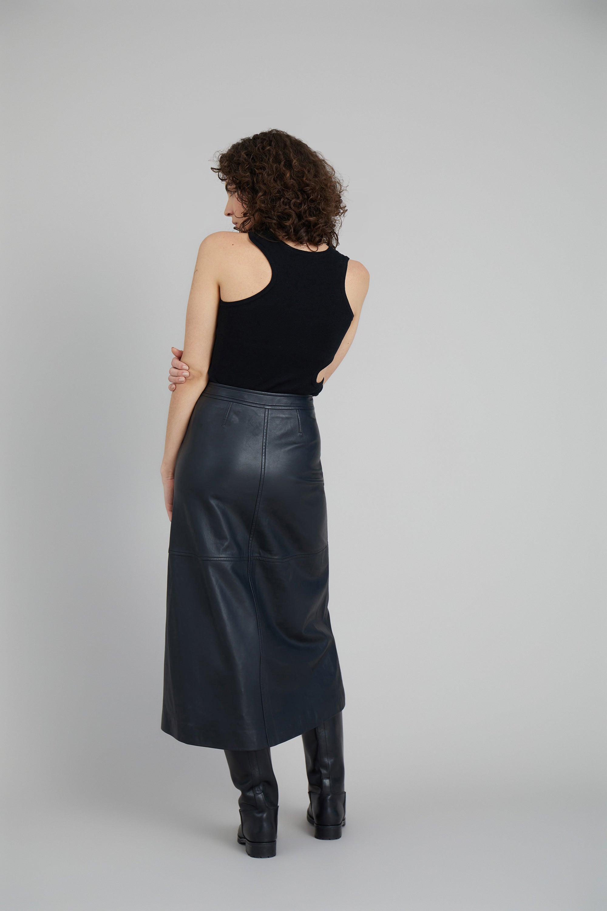VALPE - BLACK