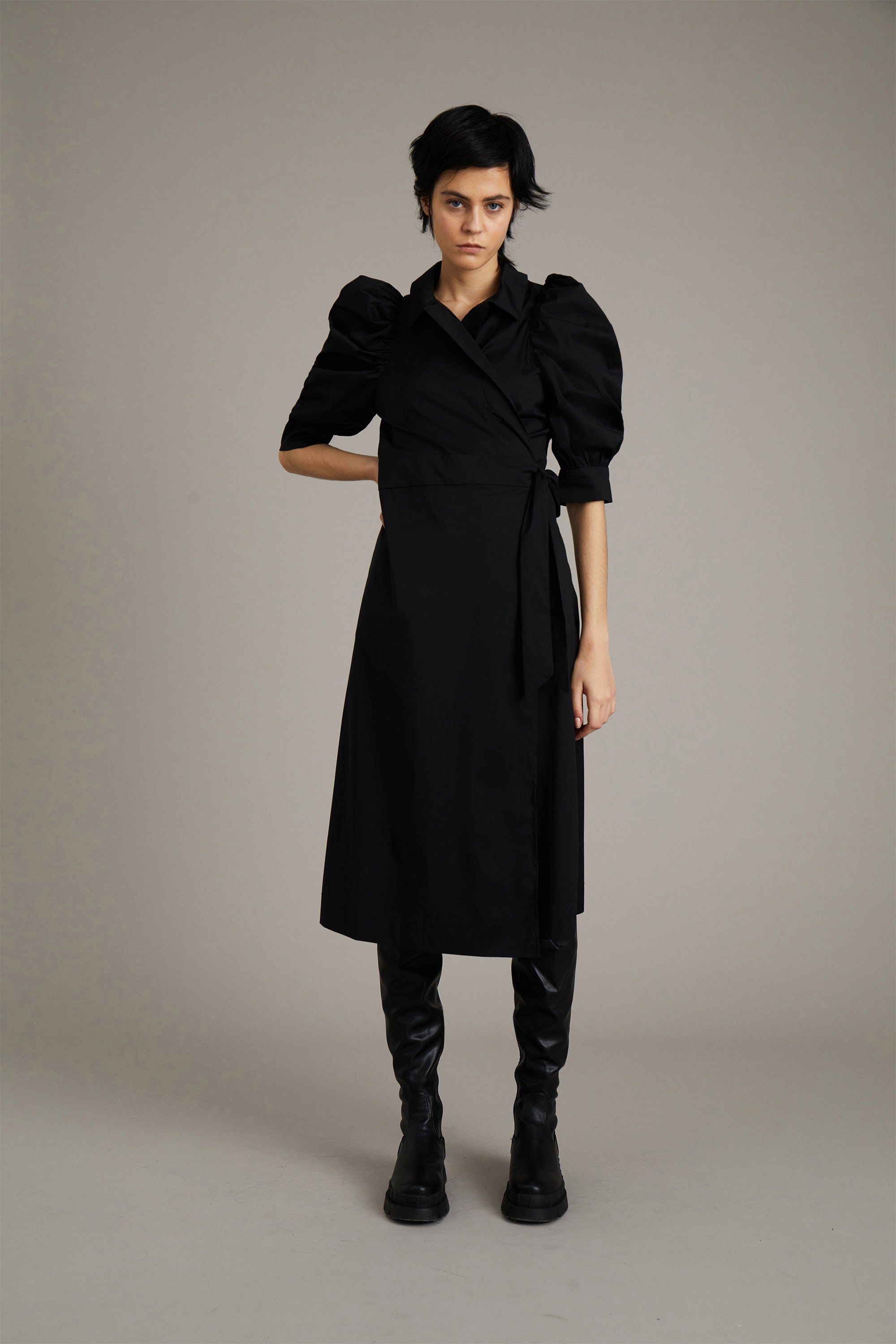 AITA - BLACK