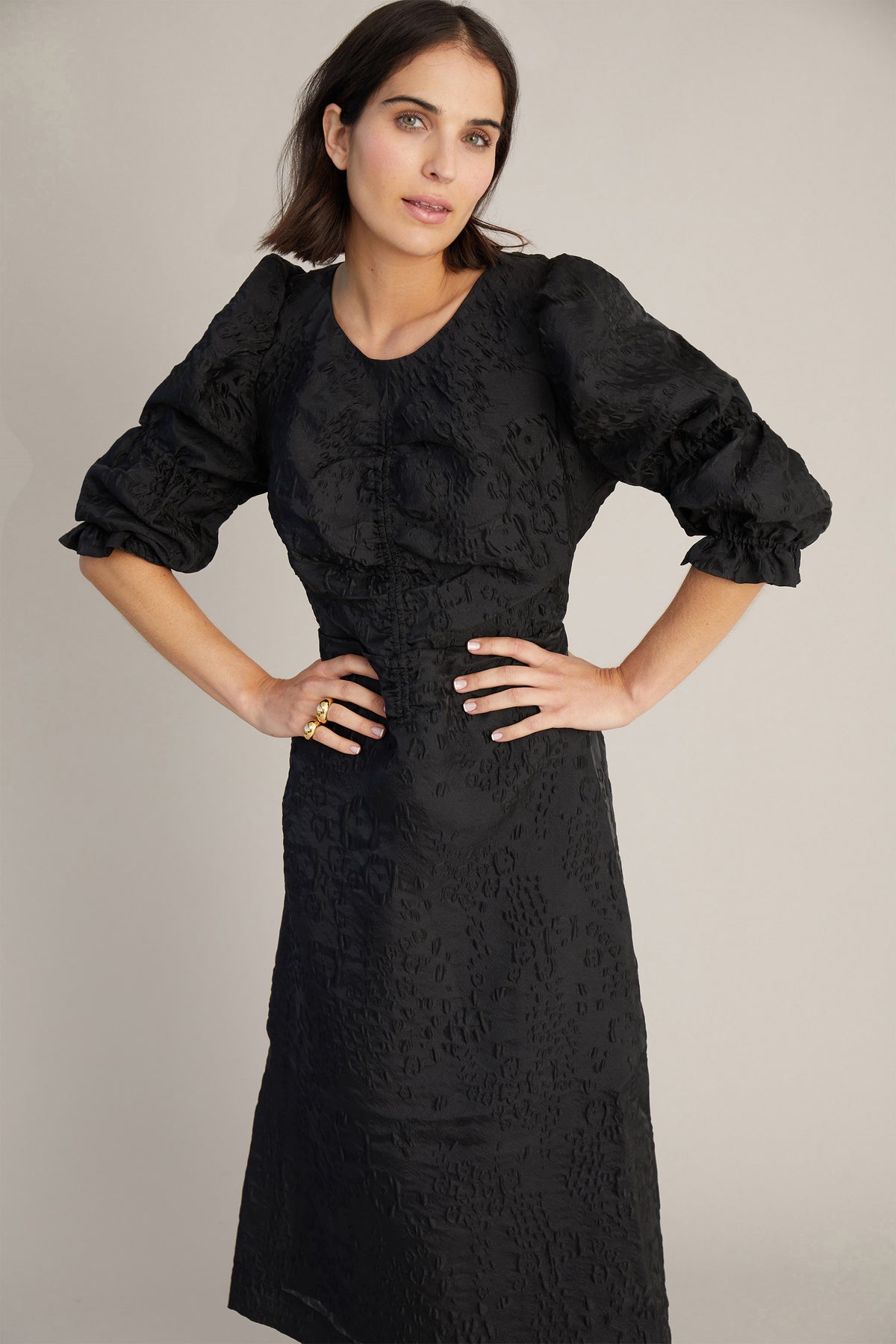 DOLCINA - BLACK