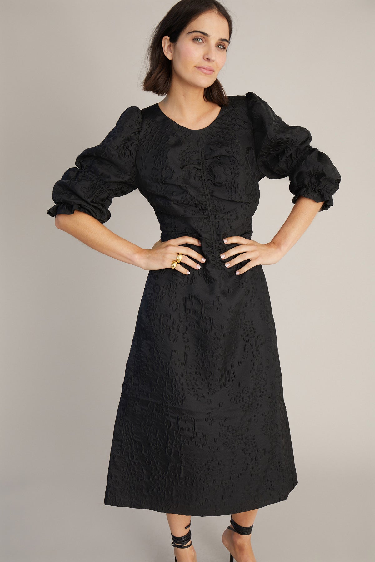 DOLCINA - BLACK