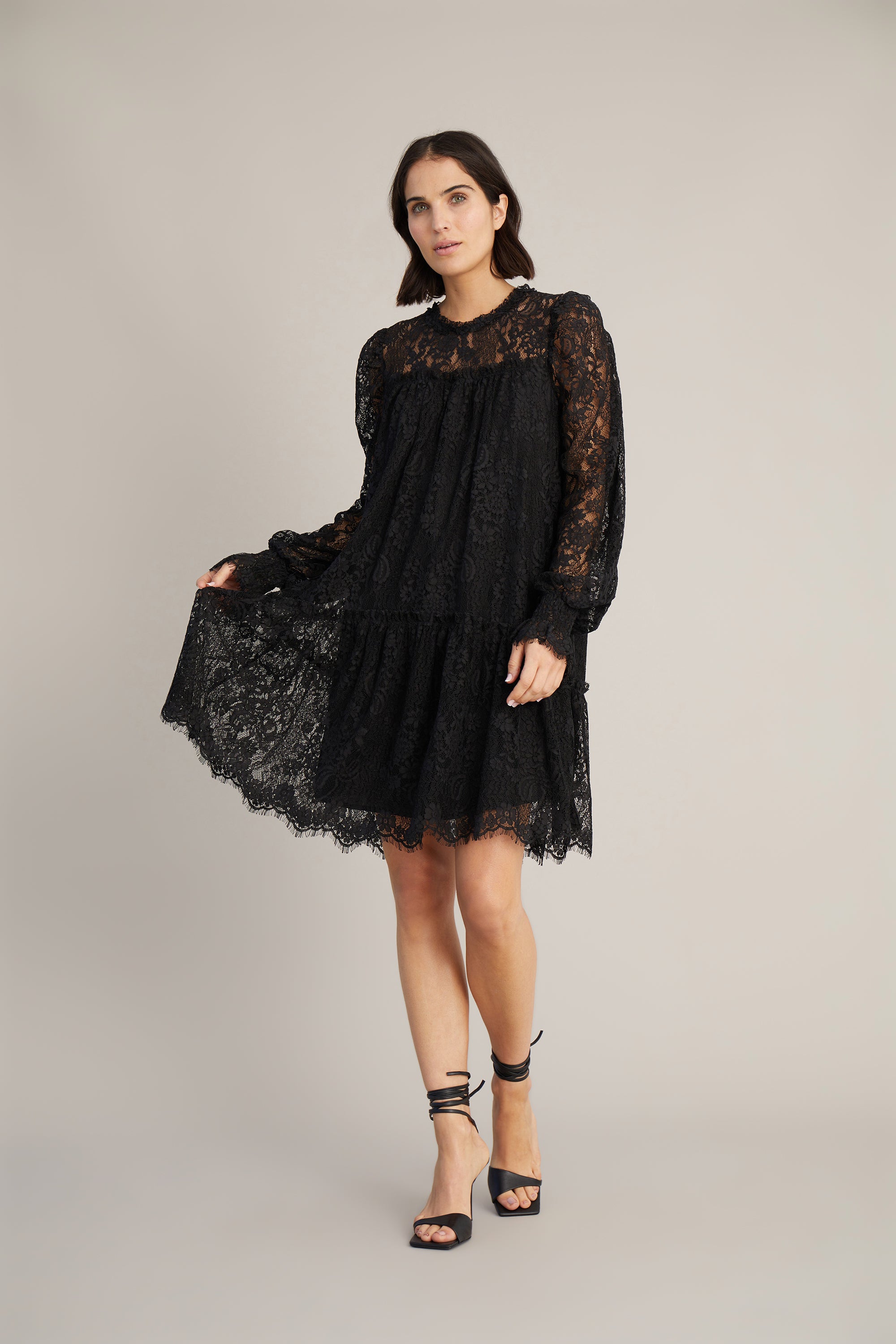 DERRIES - BLACK