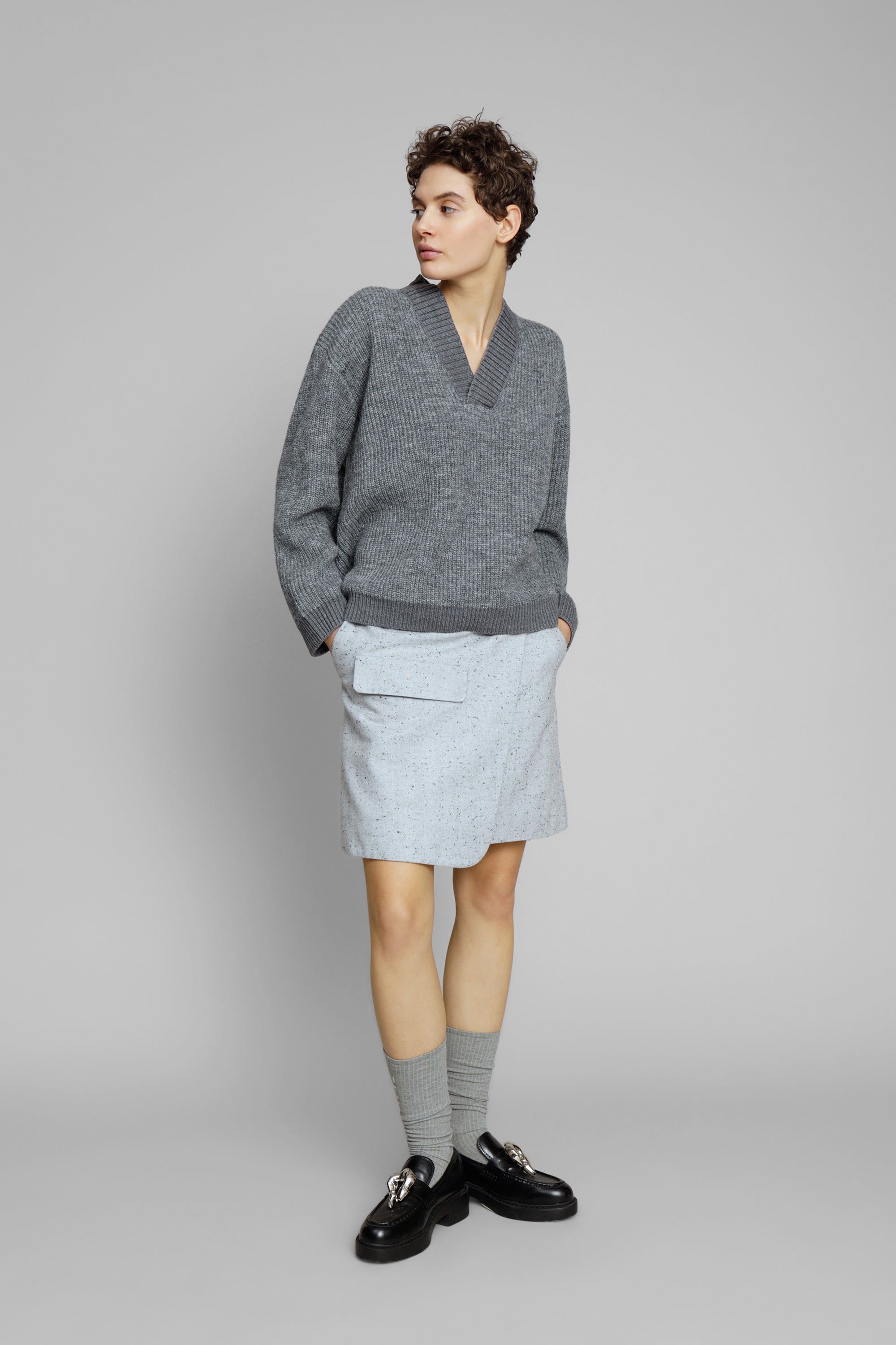 EWEN - GREY