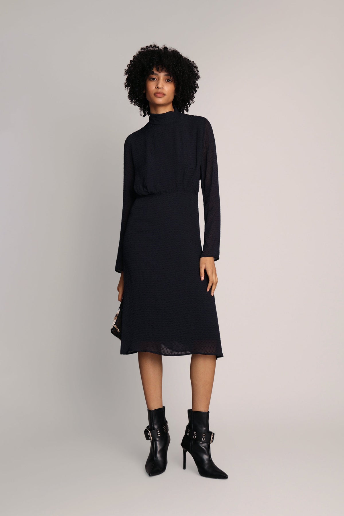 LAINIE - NAVY
