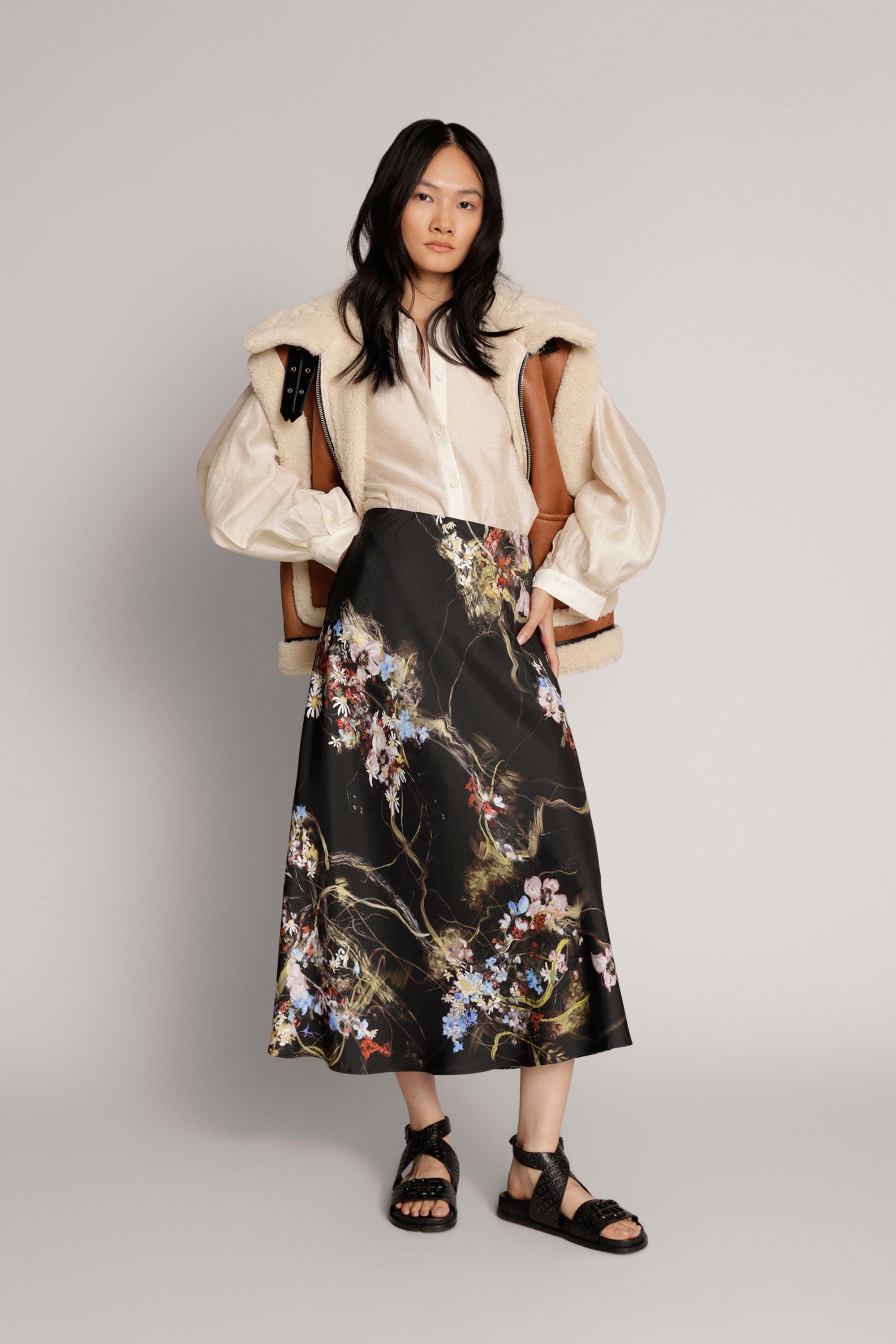 CARSON SILK - BLACK