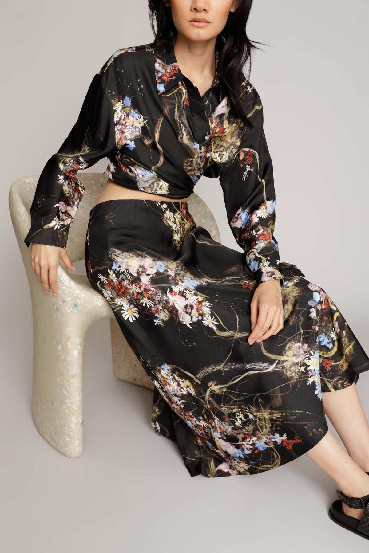 CARSON SILK - BLACK