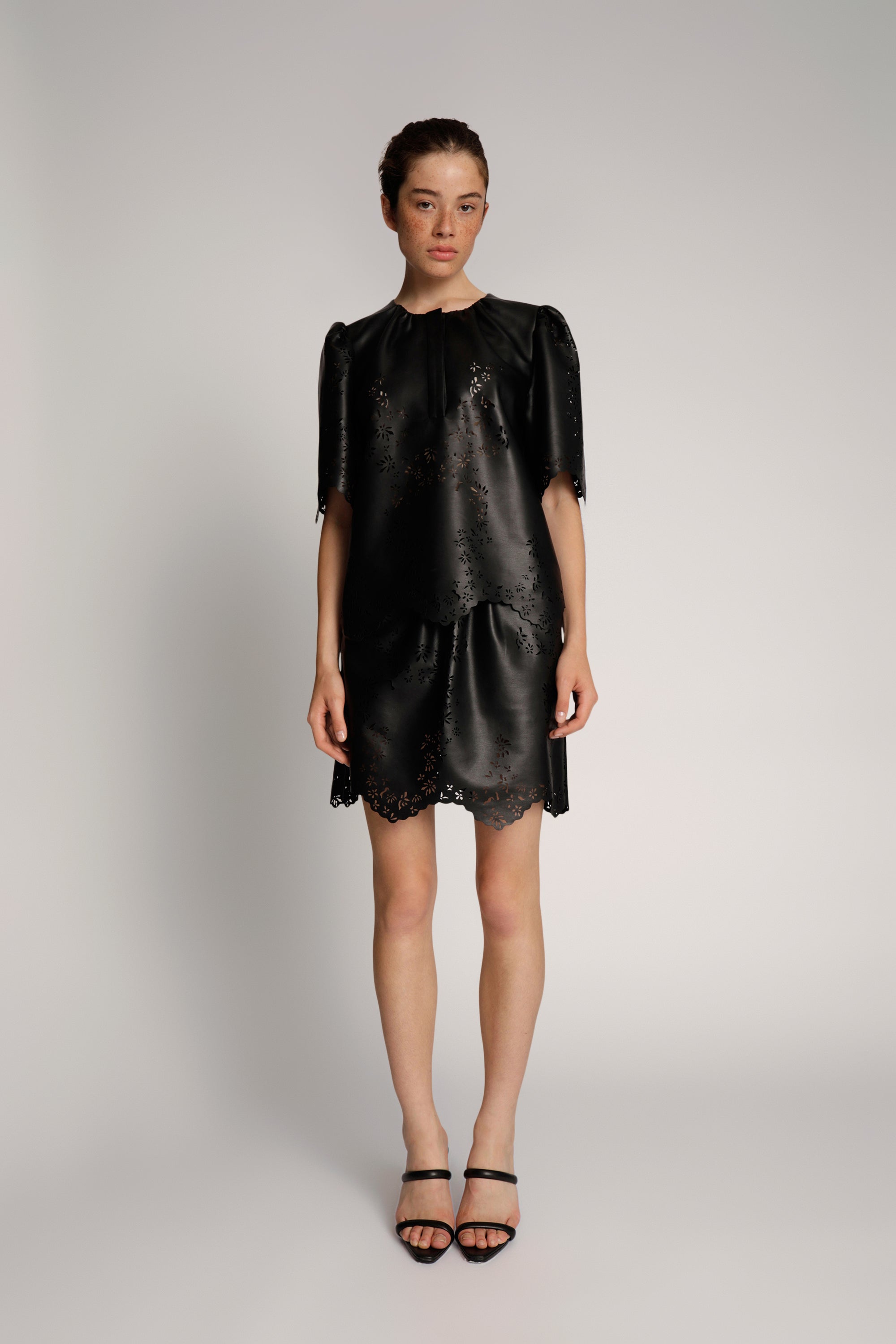 MACOLI - BLACK