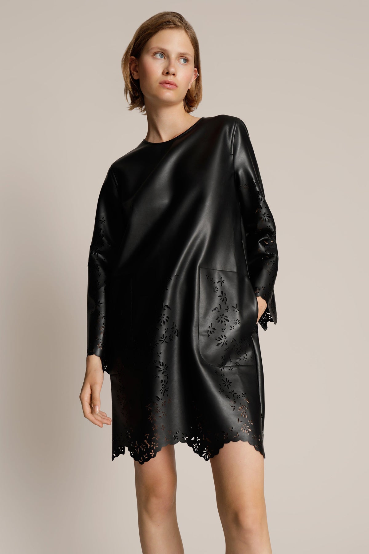 MEGGALI - BLACK