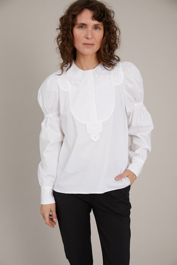 NOI - WHITE