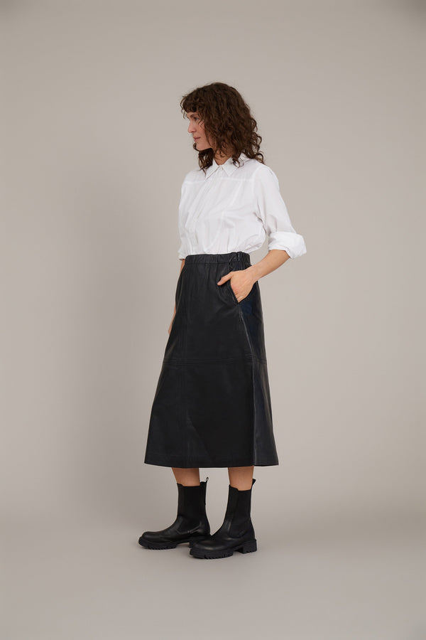 ZEINE - BLACK